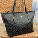 Coach Uni bag